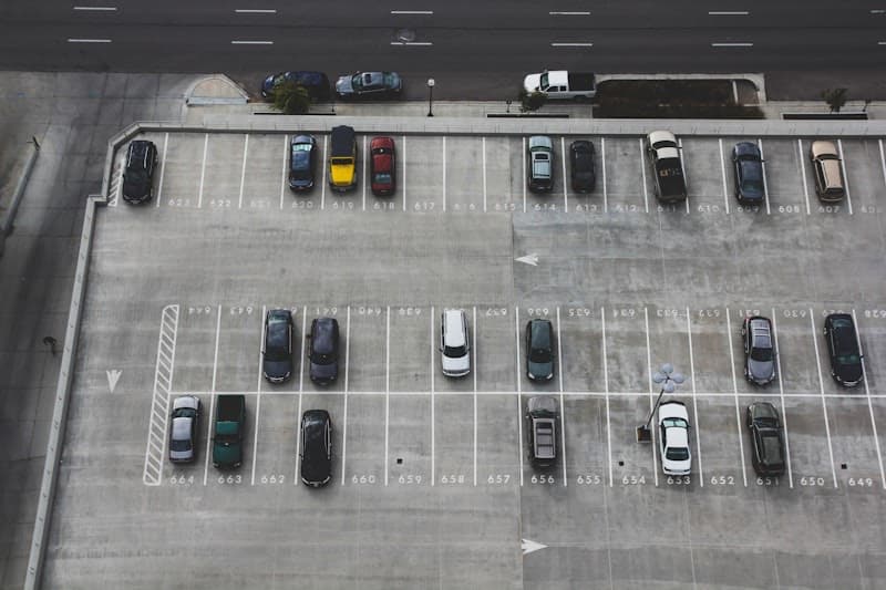 Modern otopark alanı